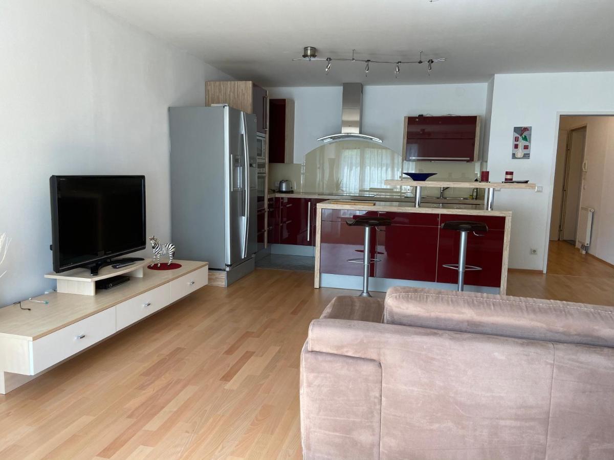 Bright Apartment With A Free Parking Garage @ Wienerberg المظهر الخارجي الصورة