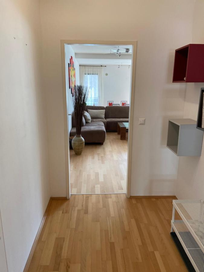 Bright Apartment With A Free Parking Garage @ Wienerberg المظهر الخارجي الصورة