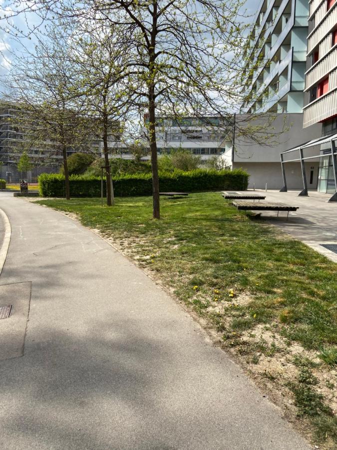 Bright Apartment With A Free Parking Garage @ Wienerberg المظهر الخارجي الصورة