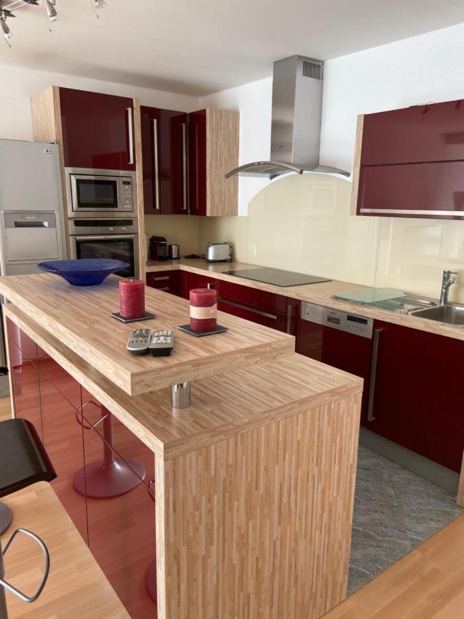 Bright Apartment With A Free Parking Garage @ Wienerberg المظهر الخارجي الصورة